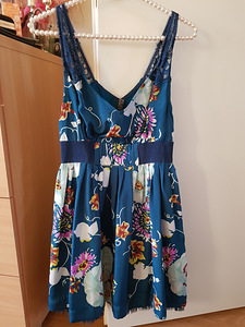 KOTI TÄIS KLEITE XS/S BEBE,MISS SIXTY JM. (4 foto / 9)