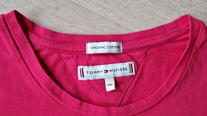 Tommy Hilfiger t-särk, s.140 (2 foto / 3)