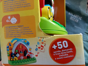 Chicco музыкальный домик с животными (англ. и ит.) (4 фото из 4)