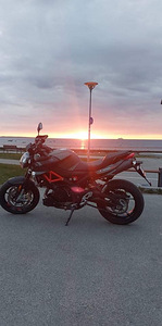 Aprilia shiver 900 (3 foto / 3)