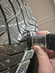 235/65R17 Yokohama IceGUARD IG65 (2 foto / 3)