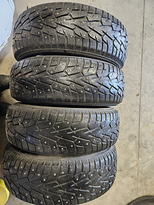 225/ 60 r18 Yokohama (1 foto / 6)