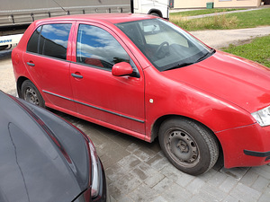 Skoda Fabia (4 foto / 5)
