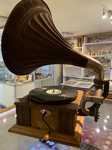 Grammofon. Saksamaa (5 foto / 9)