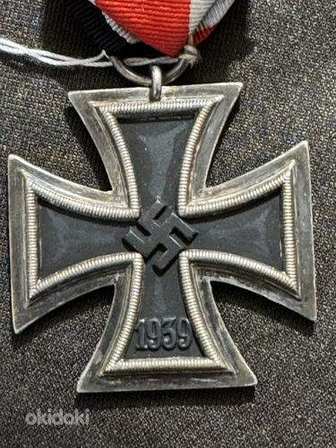 Железный крест 2 класса WW2. Клеймо 24 на ушке. (фото #4)