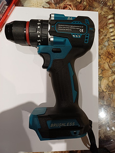 Makita analoog (2 foto / 3)