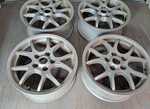 16" диски Nissan Qashqai (2 фото из 3)