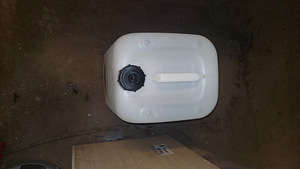 Kanistrid 20L valge puhtad (2 foto / 2)