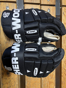 Sherwood gloves (1 foto / 3)