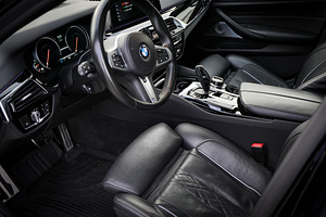 BMW M550D xDrive (10 foto / 15)