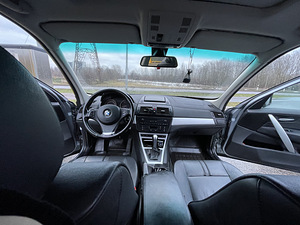BMW X3 (9 фото из 11)