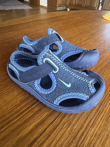 Nike sandaalid nr.23 (1 foto / 2)