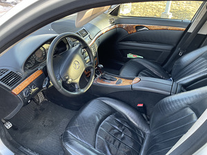 W211 e320cdi 4 матик 2006 (6 фото из 8)