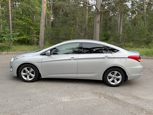 Hyundai i40 1.7 100kw automaat (8 foto / 10)
