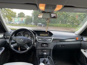 Mercedes-Benz E 250 Avantgarde 2.1 150kw w212 (9 foto / 12)