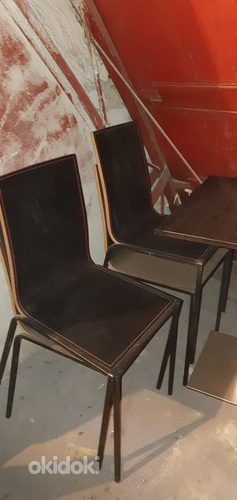 Стол и стулья (фото #3)