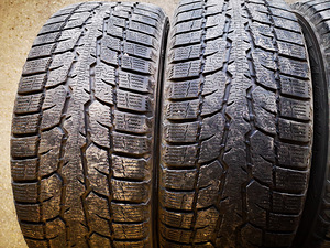 215/55 r 17 Toyo GSI-6 HP (3 foto / 3)