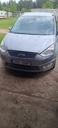 Ford galaxy 2011
