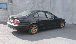 BMW 530d (2 фото из 8)