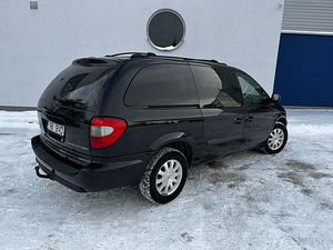 Chrysler Grand Voyager 2.8 110kW (2 foto / 13)