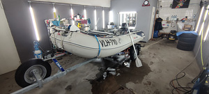 Лодка honda (6 фото из 8)