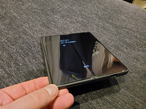 SAMSUNG GALAXY Z FOLD 4 (2 foto / 5)