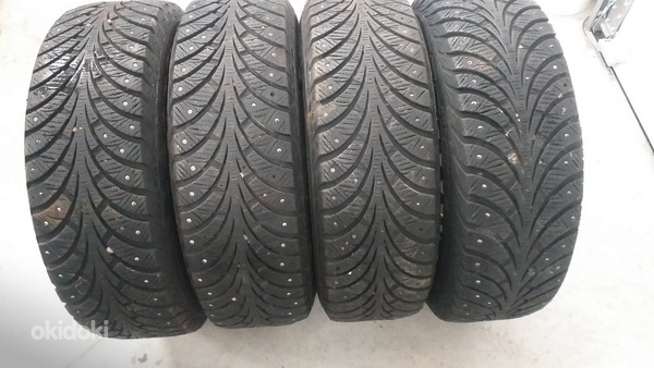 Good Year talverehvide komplekt 195/65R15