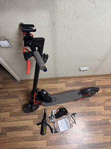 Самокат XIAOMI MI Electric Scooter 1S (2 фото из 2)
