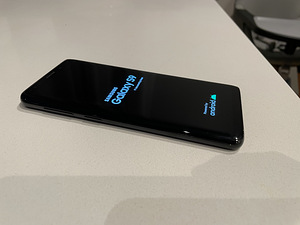 Samsung galaxy s9 duos 64gb (2 foto / 3)
