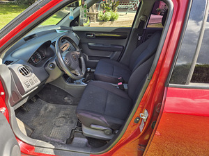 SUZUKI SWIFT (11 фото из 15)