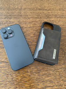 iPhone 14 Pro 128 GB (2 foto / 3)
