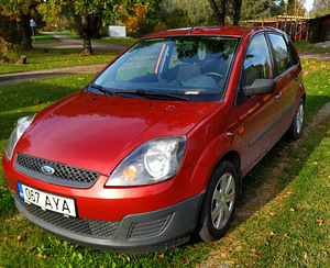 Ford Fiesta 1.3l 2006a (1 foto / 6)