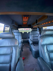 Chevrolet Astro (9 foto / 13)