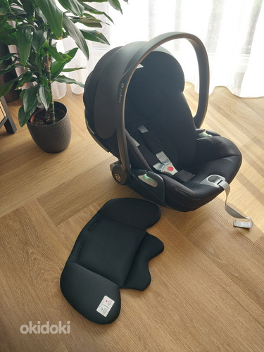 Автокресло Cybex