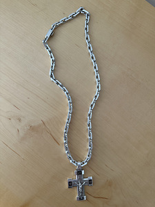 Серебряная цепь (2 фото из 4)