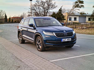 Škoda Kodiaq Elegance 2.0 132kw 7 kohta (5 foto / 15)