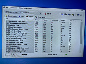 Lauaarvuti i3/ 4GB DDR3/ 60GB SSD/ 320GB HDD/ ATI HD6450 1GB (3 foto / 9)