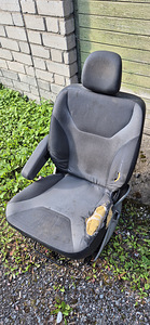 Кресло, сиденье Renault Trafic, Nissan Primastar,Opel Vivaro (1 фото из 2)