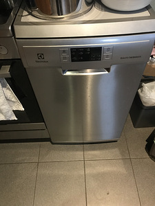 Nõudepesumasin Electrolux (1 фото из 3)