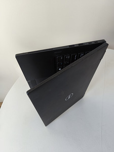 Dell Latitude Core-i7, 500GB, 16RAM, LTE (7 foto / 7)