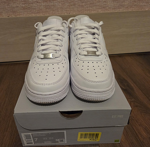Nike Air Force 1 tossud (4 foto / 5)