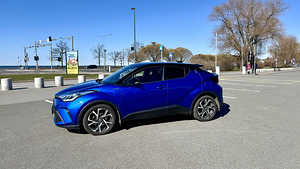 2022 Toyota CH-R (6 foto / 14)
