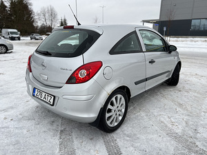 Opel Corsa 1.2 59kw (3 foto / 7)