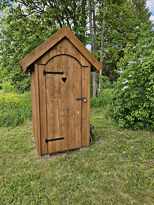 Välikäimla ja Biolan pott (1 foto / 3)