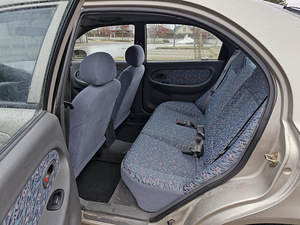 Kia Shuma 1.5i '98 (6 foto / 6)