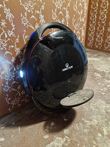 EUC unicycle Inmotion V8 (1 foto / 2)