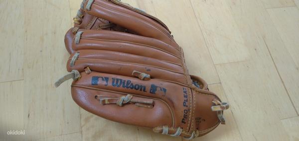 Бейсбольная перчатка Wilson (фото #2)