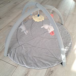 GULLIGAST Beebi tegeluskeskus (ikea) (2 foto / 3)