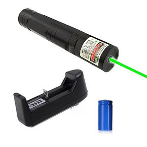 Roheline laser pointer 2in1 - aku, laadija (2 foto / 2)