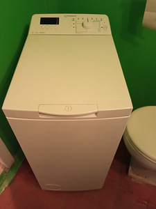 Vähekasutatud pesumasin Indesit (2 foto / 8)